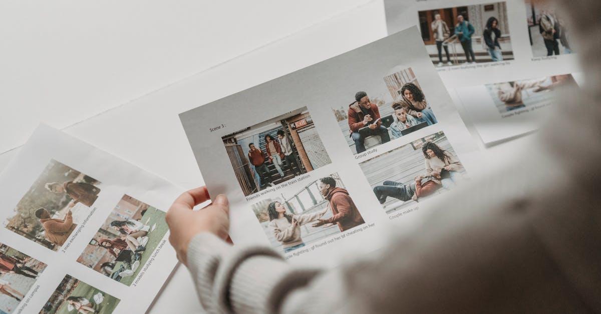 Tworzenie kolaży i moodboardów rodzinnych: proste pomysły na wspólne, kreatywne chwile w domu