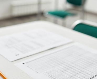 Planowanie powtórek materiału przed egzaminem: sprawdzony plan na świetne wyniki bez stresu